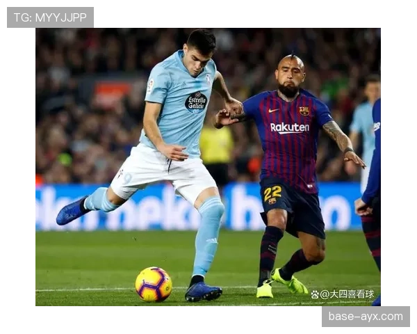 西甲黄潜火力全开，进攻线稳健表现引热议