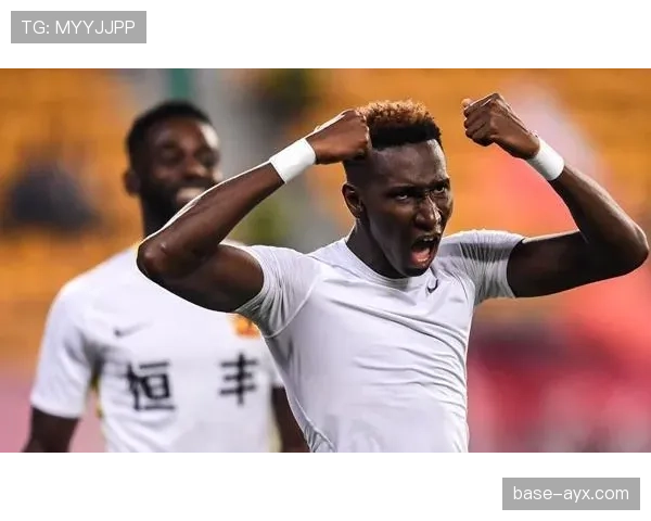 阿斯帕斯状态火热,独特技术助力球队稳健争冠 阿斯帕斯状态火热,独特技术助力球队稳健争冠